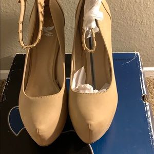 Nude platform shoes